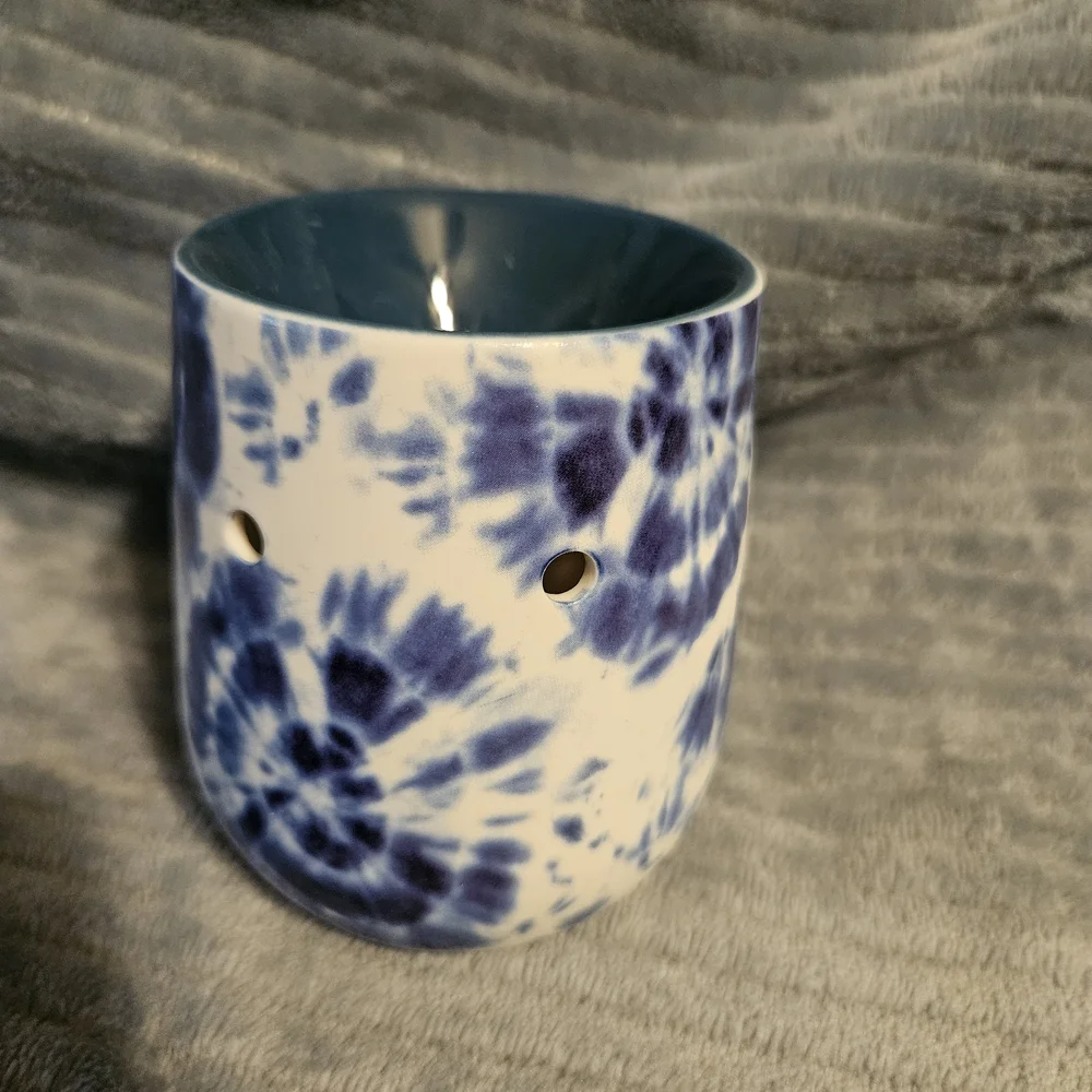 Scentsy Tie Dye Ceramic Mini Warmer